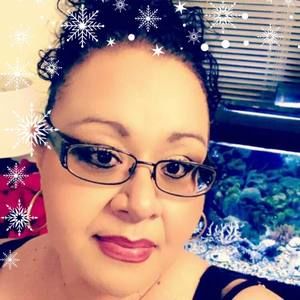 Meet your Posher, Cristina